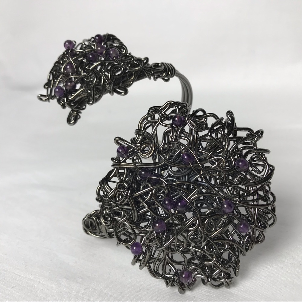 Twist cuff - Picture 5 of 7